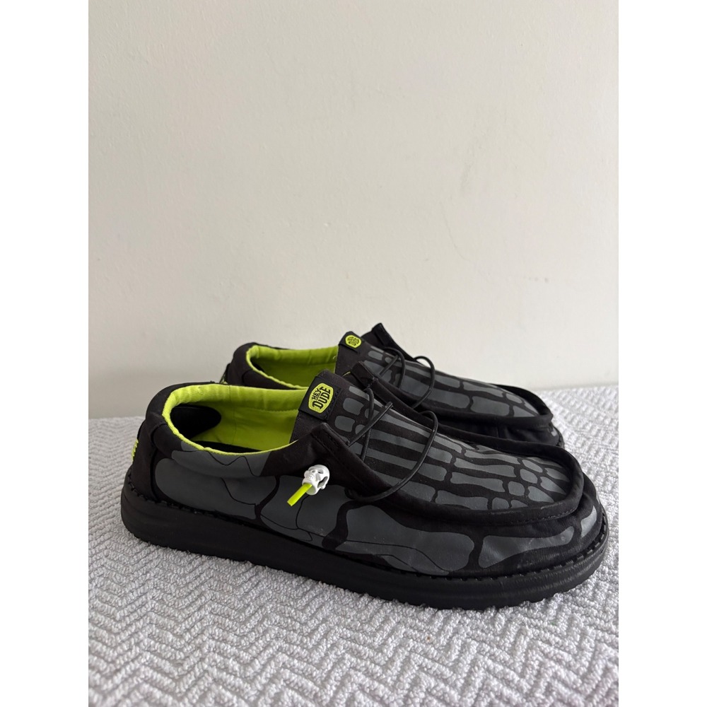 Hey Dude Wally Skeleton Feet Mens 9 Black Lime Green Slip On Loafers 43478-066